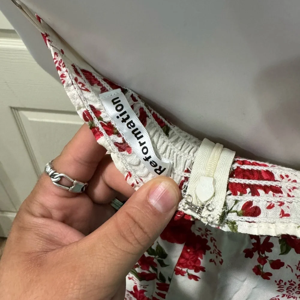 NEW Reformation Nikita Georgette Dress - Picture 6 of 7